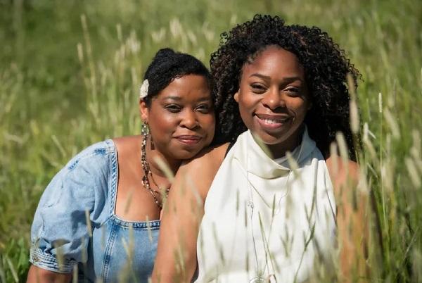 Twin sisters born minutes apart discover they have different fathers