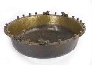 The Mystery Behind the Ancient Aya Kese Bowl and Its Journey From Europe to the Asante Kingdom