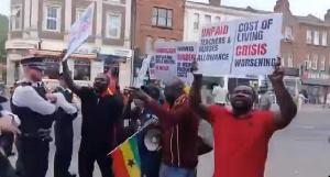 Ghanaian Diaspora Demonstrates Outside Mahama’s London Town Hall Meeting