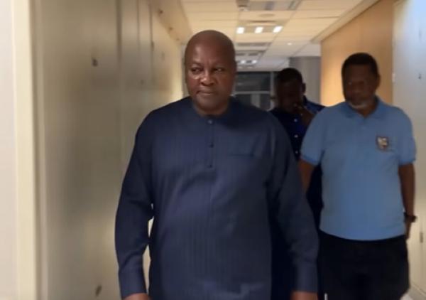 President Mahama Pays Courtesy Visit to Ga Mantse at UGMC After Accident