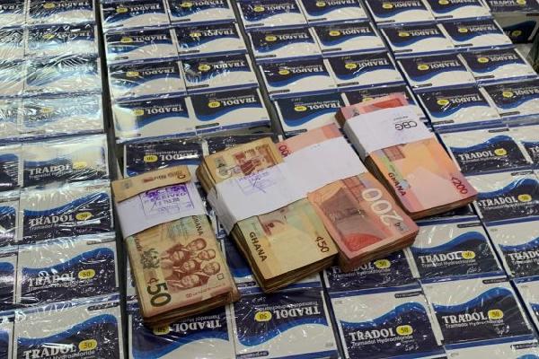 WATCH: Drug Syndicate Uncovered After GH¢50,000 Bribe Attempt on Ashanti South Police