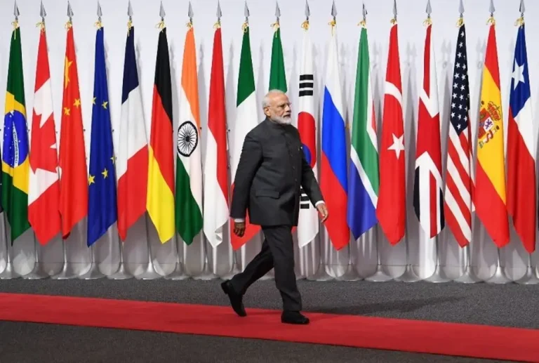 india-brics-modi-rupee-inr-flags.jpg